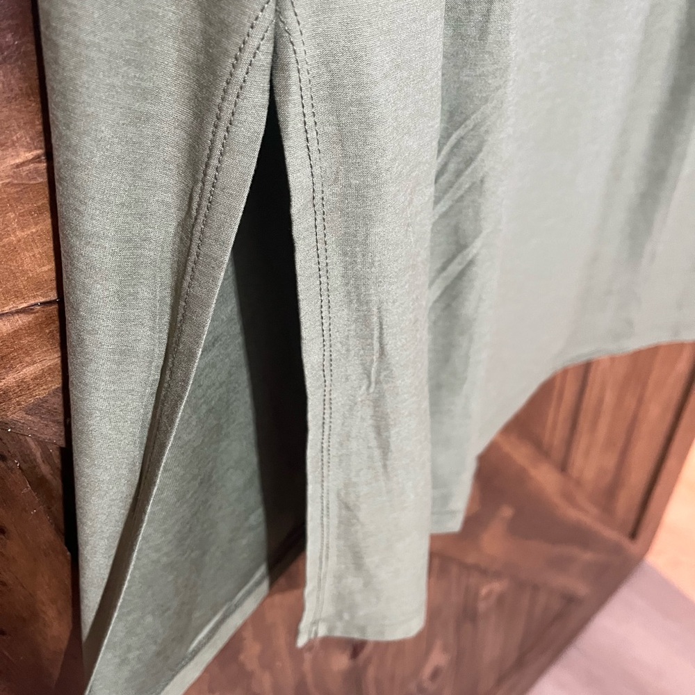 Beyond Yoga Women’s Olive Green Sleeveless Maxi Dress - Picture 3 of 11